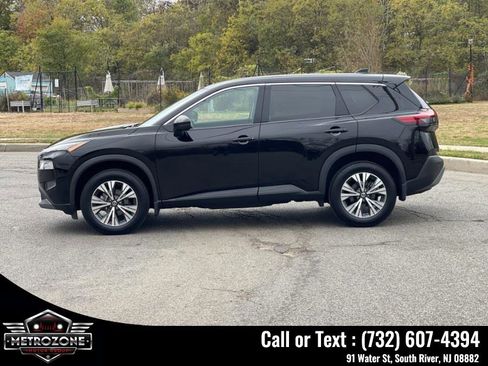 Used 2021 Nissan Rogue SV AWD/4WD image 5