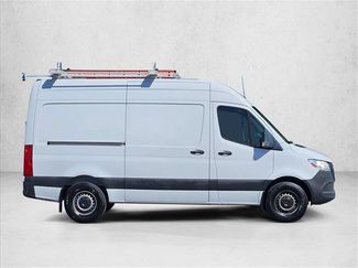 Used 2022 Mercedes-Benz Sprinter 2500 video 4