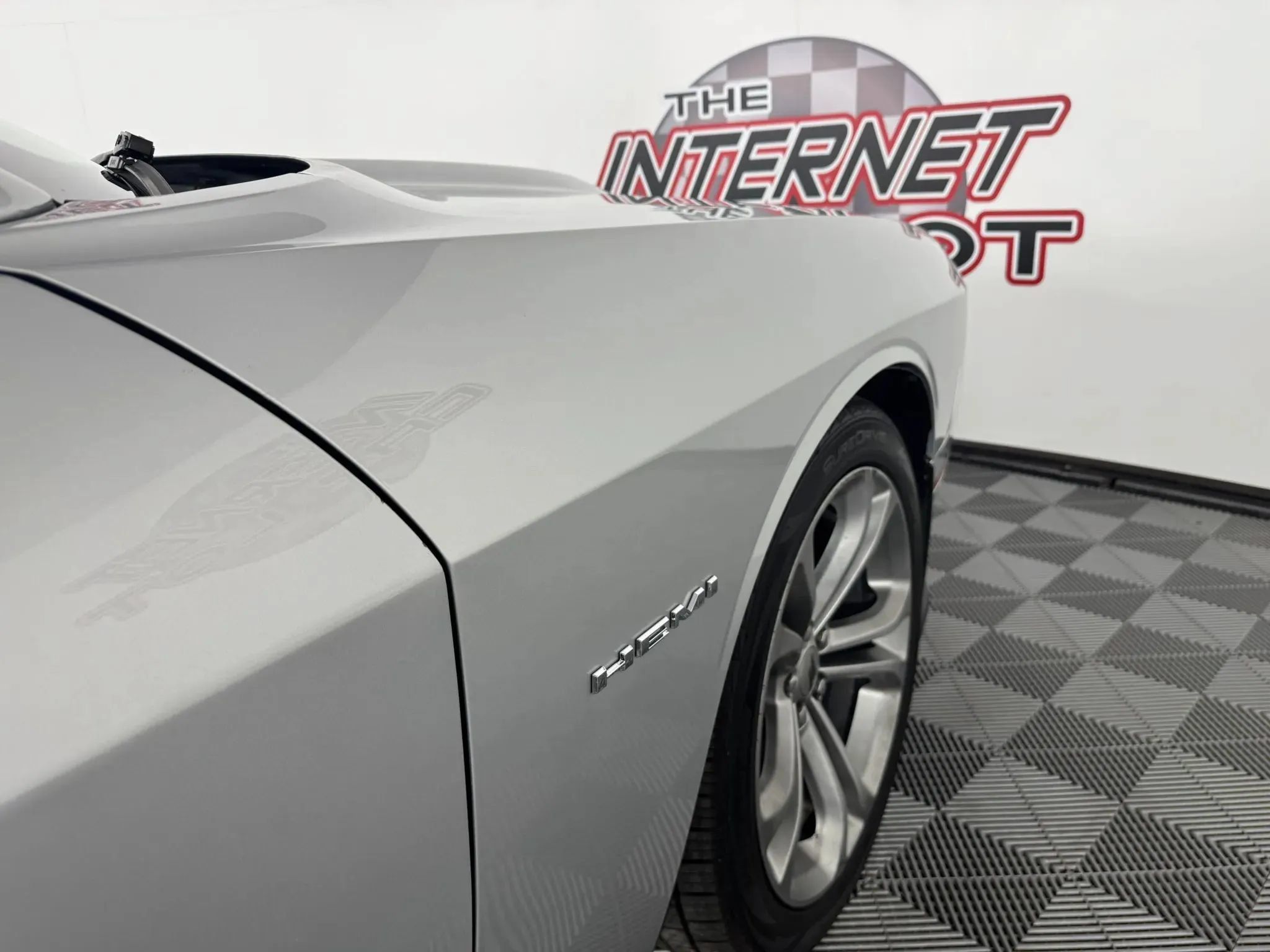 Used 2020 Dodge Challenger R/T RWD image 27
