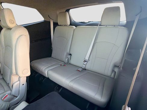 Used 2018 Buick Enclave Essence w/ Trailering Package AWD/4WD image 30