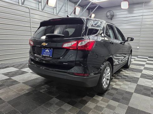 Used 2019 Chevrolet Equinox LS w/ LS Convenience Package AWD/4WD image 6