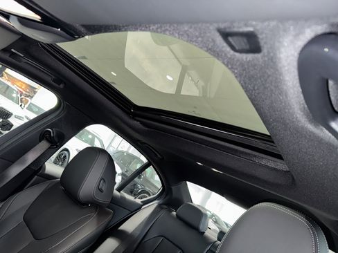 New 2026 BMW 330i Sedan w/ M Sport Package RWD image 23