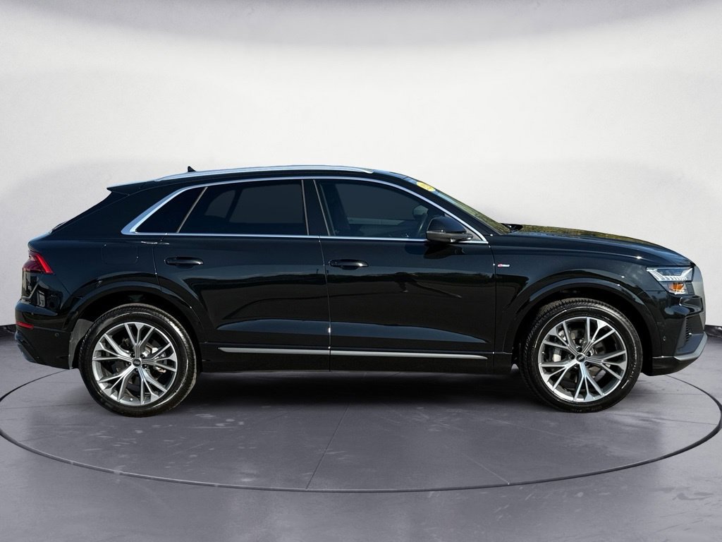 Used 2023 Audi Q8 Premium Plus AWD/4WD image 6