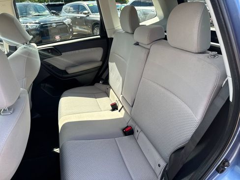 Used 2018 Subaru Forester 2.5i Premium AWD/4WD image 36