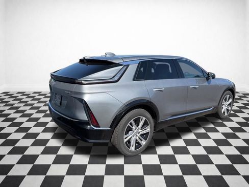 Certified 2024 Cadillac Lyriq Tech AWD/4WD image 2