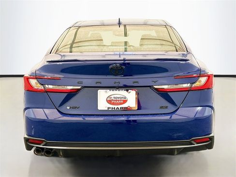 New 2026 Toyota Camry SE image 5
