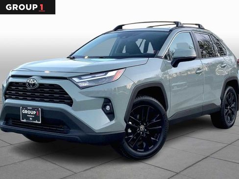 Used 2023 Toyota RAV4 XLE Premium image 1