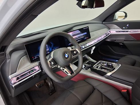 New 2026 BMW 740i w/ Premium Package image 2