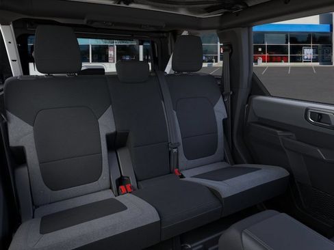 New 2025 Ford Bronco 4-Door AWD/4WD image 18