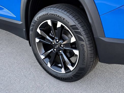 Certified 2025 Chevrolet Equinox RS w/ Safety and Technology Package FWD image 11