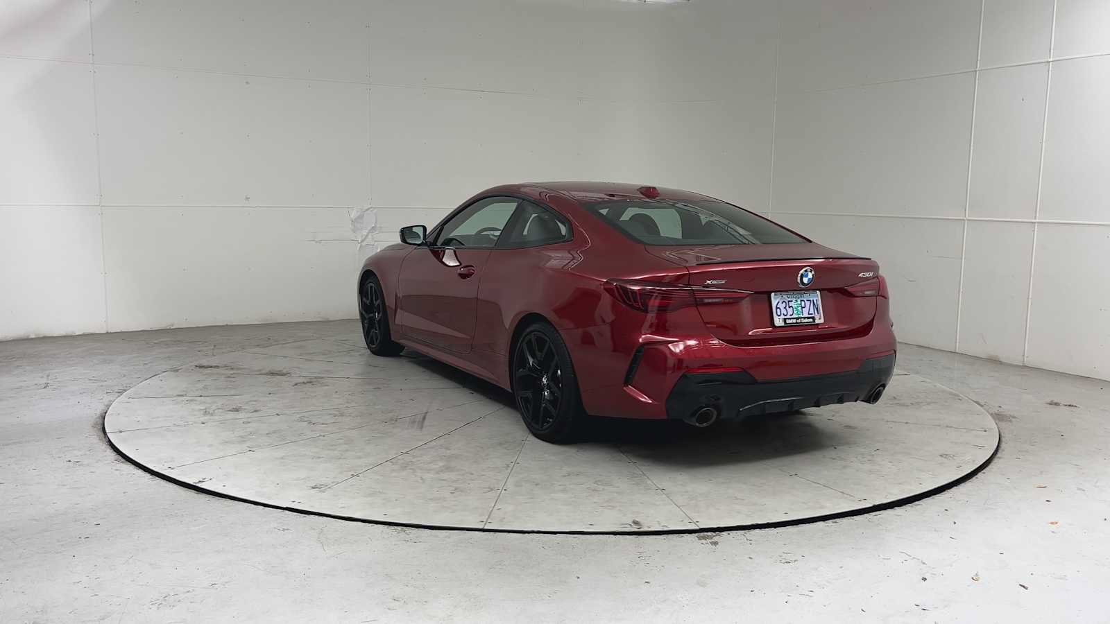 Used 2025 BMW 430i xDrive Coupe w/ M Sport Package AWD/4WD image 3