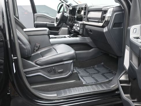Used 2023 Ford F250 Lariat w/ Lariat Ultimate Package image 16