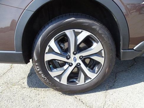 Certified 2022 Subaru Outback Touring image 42
