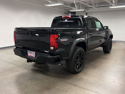 New 2026 Chevrolet Colorado Trail Boss AWD/4WD image 8