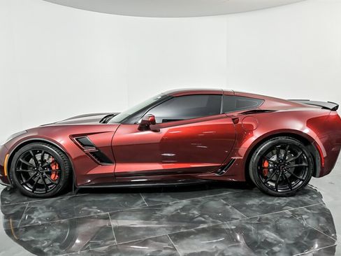 Used 2019 Chevrolet Corvette Grand Sport w/ Carbon Flash Badge Package RWD image 6