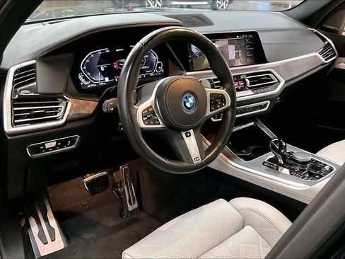 Certified 2023 BMW X5 xDrive45e w/ M Sport Package image 16