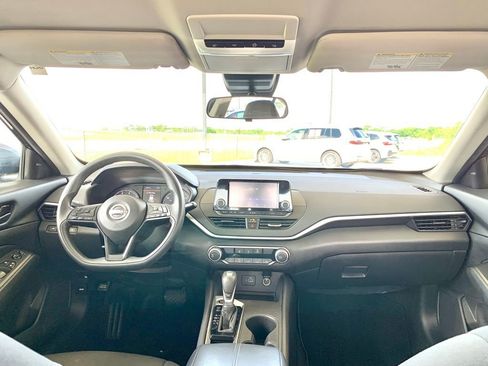 Used 2023 Nissan Altima 2.5 S FWD image 26