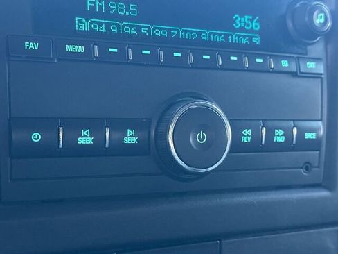 Used 2017 GMC Savana 2500 image 21