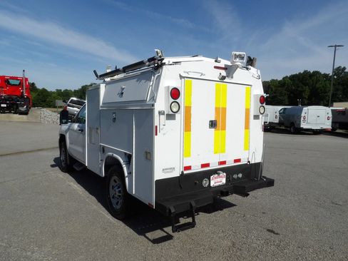 Used 2015 Chevrolet Silverado 3500 W/T RWD image 5