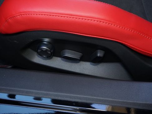 Used 2026 Chevrolet Corvette ZR1 w/ ZR1 Carbon Fiber Aero Package image 34