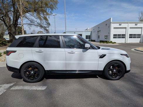Used 2018 Land Rover Range Rover Sport HSE AWD/4WD image 2