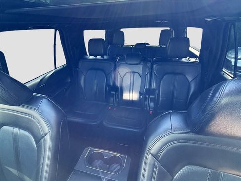 Used 2021 Ford Expedition Max Limited image 24