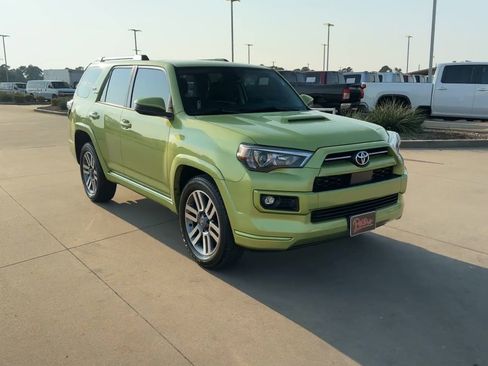 Used 2023 Toyota 4Runner TRD Sport image 2