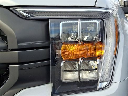 Certified 2022 Ford F150 XLT w/ Equipment Group 302A High image 9