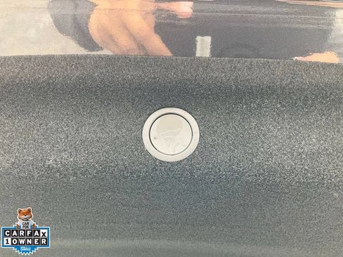 Used 2026 Tesla Model Y AWD image 12
