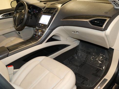 Used 2020 Lincoln MKZ Reserve w/ Elements Package image 79