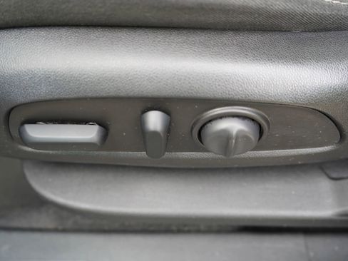 Used 2019 Chevrolet Equinox LT image 15