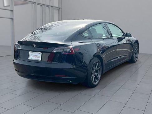 Used 2021 Tesla Model 3 Standard Range Plus RWD image 5