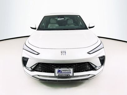 New 2025 Buick Envista Avenir