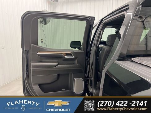 Used 2024 Chevrolet Silverado 1500 High Country w/ Midnight Edition image 10