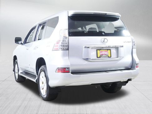 Used 2015 Lexus GX 460 image 5