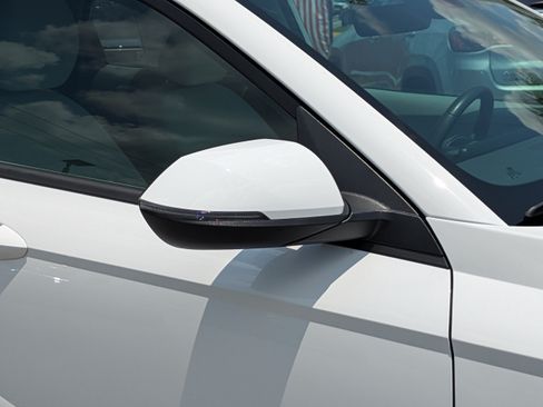 Used 2025 Hyundai Kona SEL FWD image 12