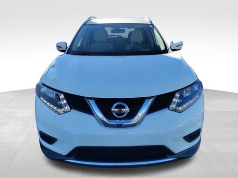 Used 2016 Nissan Rogue SV image 9
