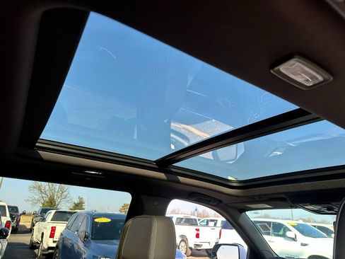 Certified 2024 GMC Yukon XL Denali image 12