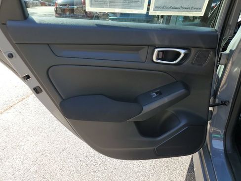 Used 2025 Honda Civic Sport image 16