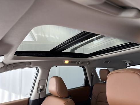 Used 2024 Nissan Pathfinder Platinum w/ Cargo Package image 12