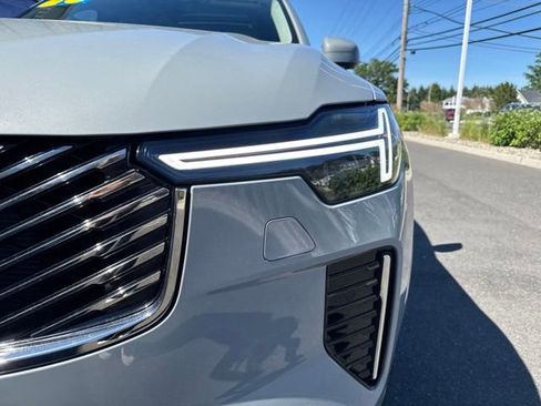 Certified 2025 Volvo XC90 B6 Plus AWD/4WD image 8
