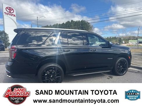 Used 2023 Chevrolet Tahoe Premier image 3