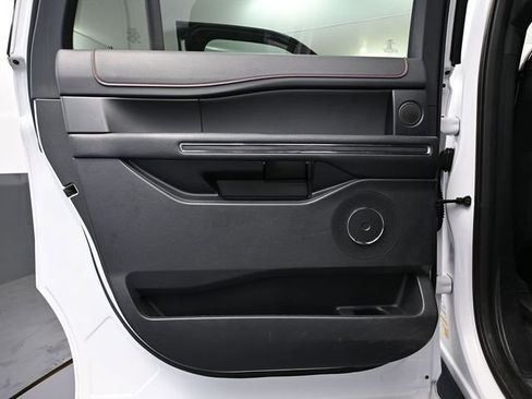 Used 2023 Ford Expedition Max Limited image 42