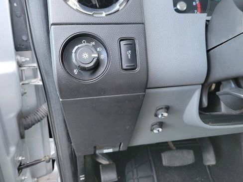 Used 2013 Ford F250 XLT w/ FX4 4X4 Off-Road Pkg image 14