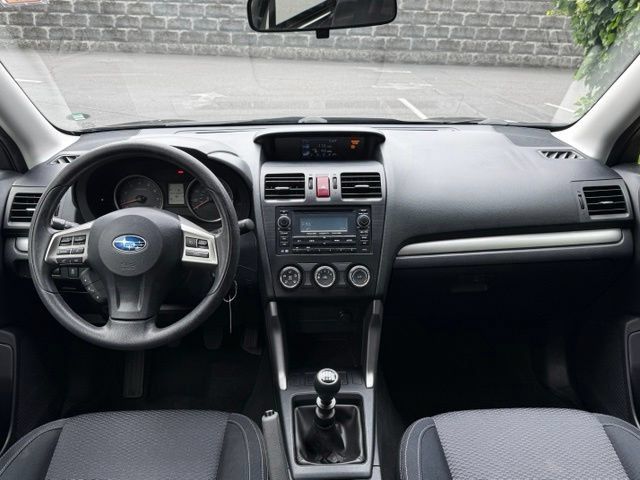 Used 2015 Subaru Forester 2.5i AWD/4WD image 15