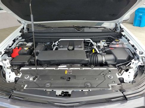 New 2024 Chevrolet Colorado LT w/ LT Convenience Package III image 30