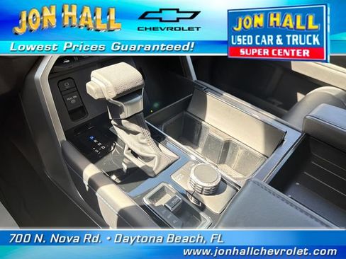 Used 2025 Toyota Sequoia Platinum AWD/4WD image 30