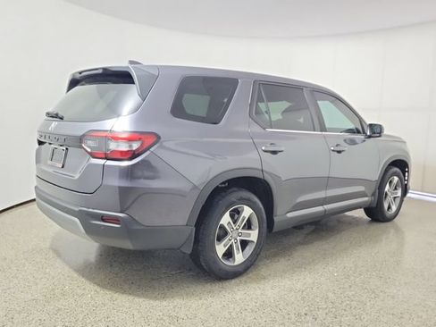 Used 2024 Honda Pilot EX-L image 5