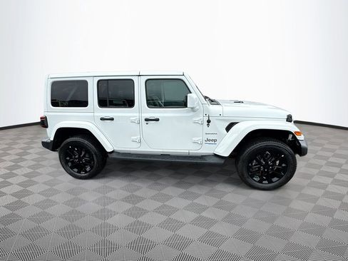 Used 2022 Jeep Wrangler Unlimited Sahara w/ Cold Weather Group AWD/4WD image 5