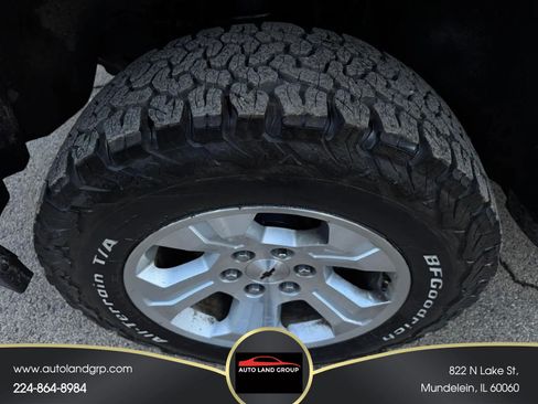 Used 2018 Chevrolet Silverado 1500 LT w/ All Star Edition image 28